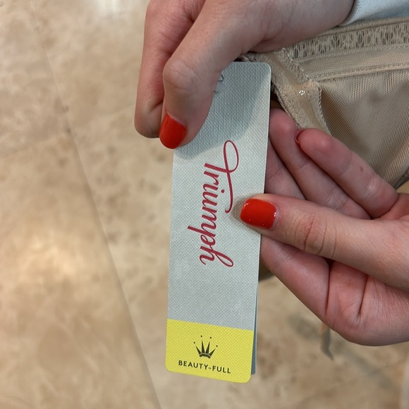 Triumph Beauty-Full Bra 34DDD - Picture 6 of 6